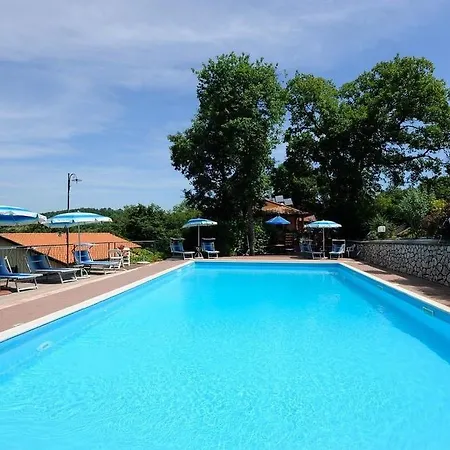 Holiday Rocca